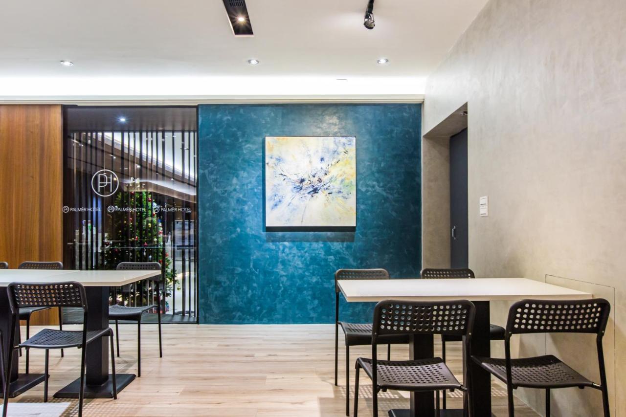 Palmer Hotel Taichung Exterior photo